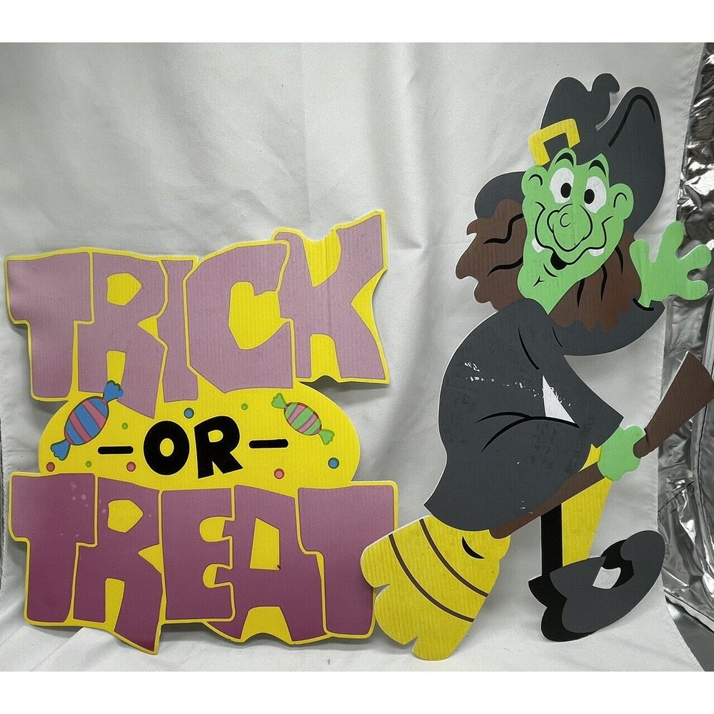 Halloween Witch And Trick Or Treat Decorations Indoor / Outdoor Yard Sign